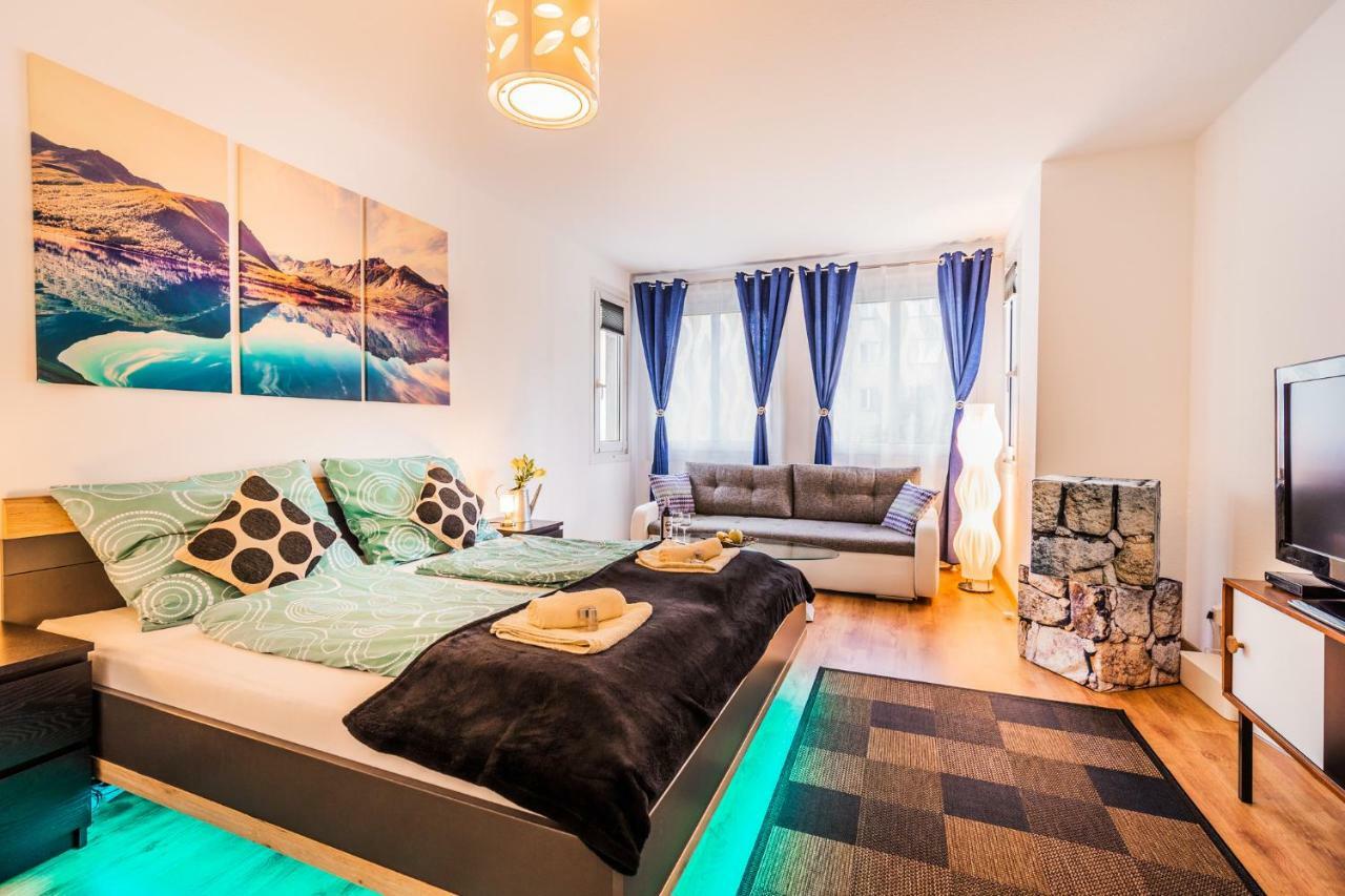 10 Min. Downtown - 2 Bedrooms - Parking ウィーン エクステリア 写真