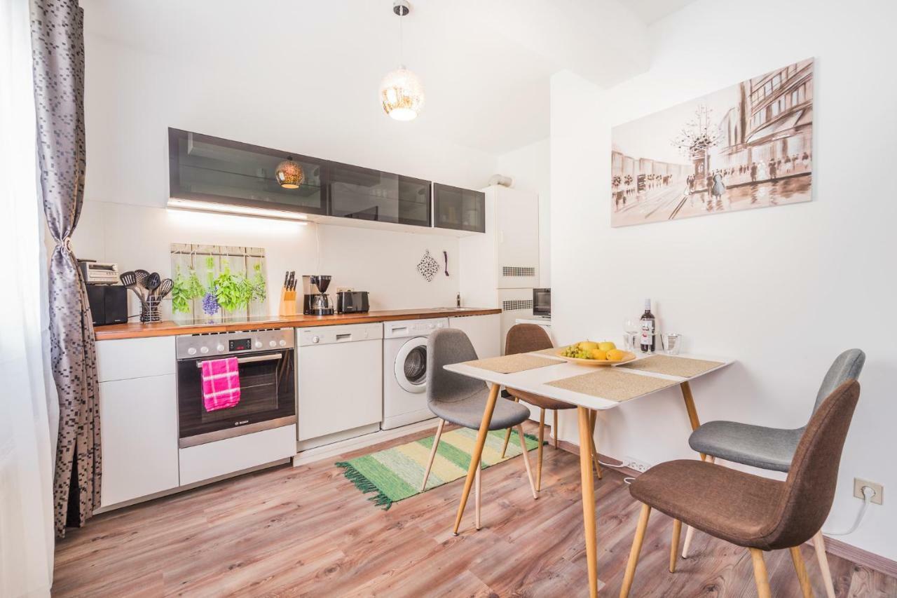 10 Min. Downtown - 2 Bedrooms - Parking ウィーン エクステリア 写真